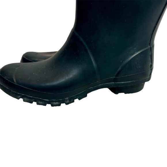 Women’s Hunter size 9 tall black rain boots preowned - Picture 9 of 11